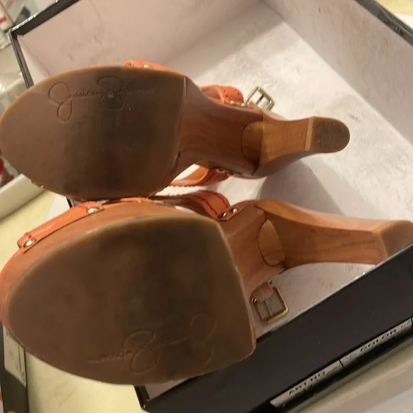 Jessica Simpson - Picture 6 of 7